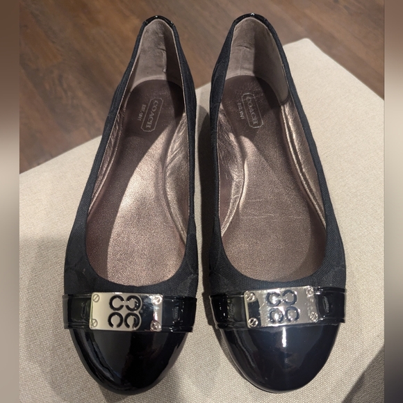 Coach London Signature Black Flats - Picture 1 of 9